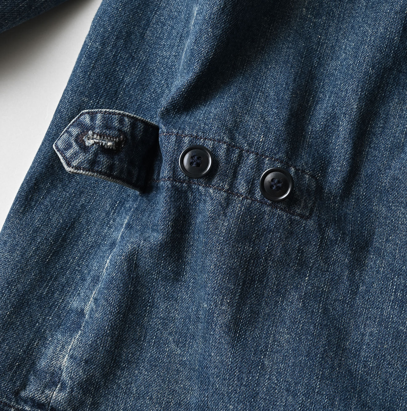 Rye Mugi Denim 908 Jacquarde Distressed Detail