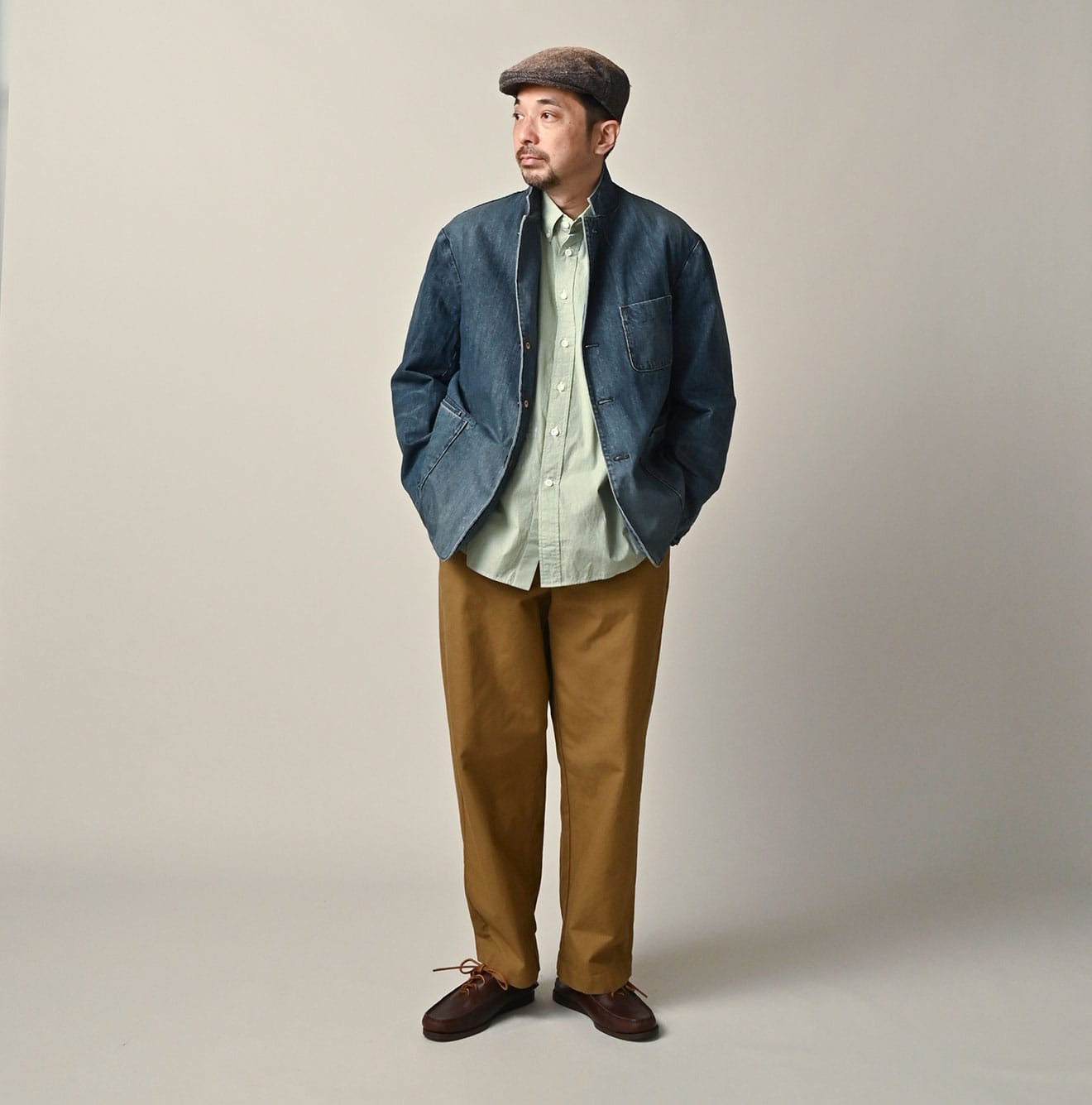 Rye Mugi Denim 908 Jacquarde Distressed Male Model