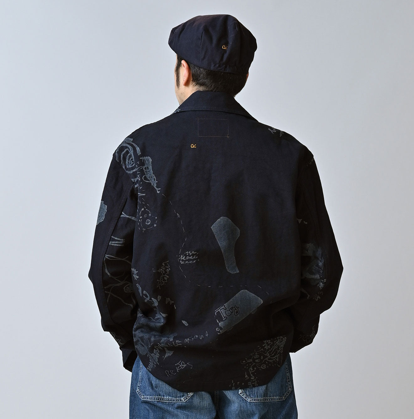 Indigo Duck Doodle Print 908 Cover All Male Model