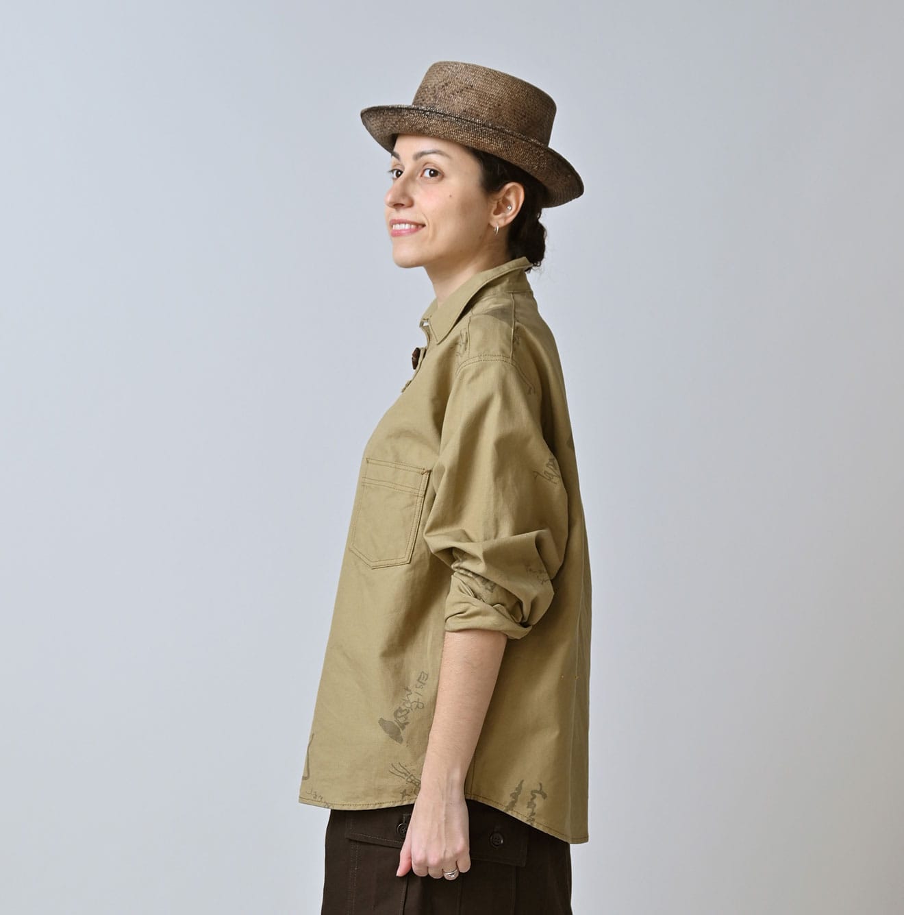 Duck Doodle Print 908 Duffer Shirt Female Model