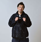 Indigo Duck Doodle Print 45 Tote Medium Male Model
