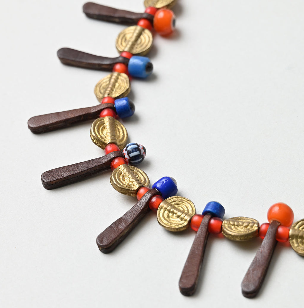 Glass Beads x Leather Choker Detail
