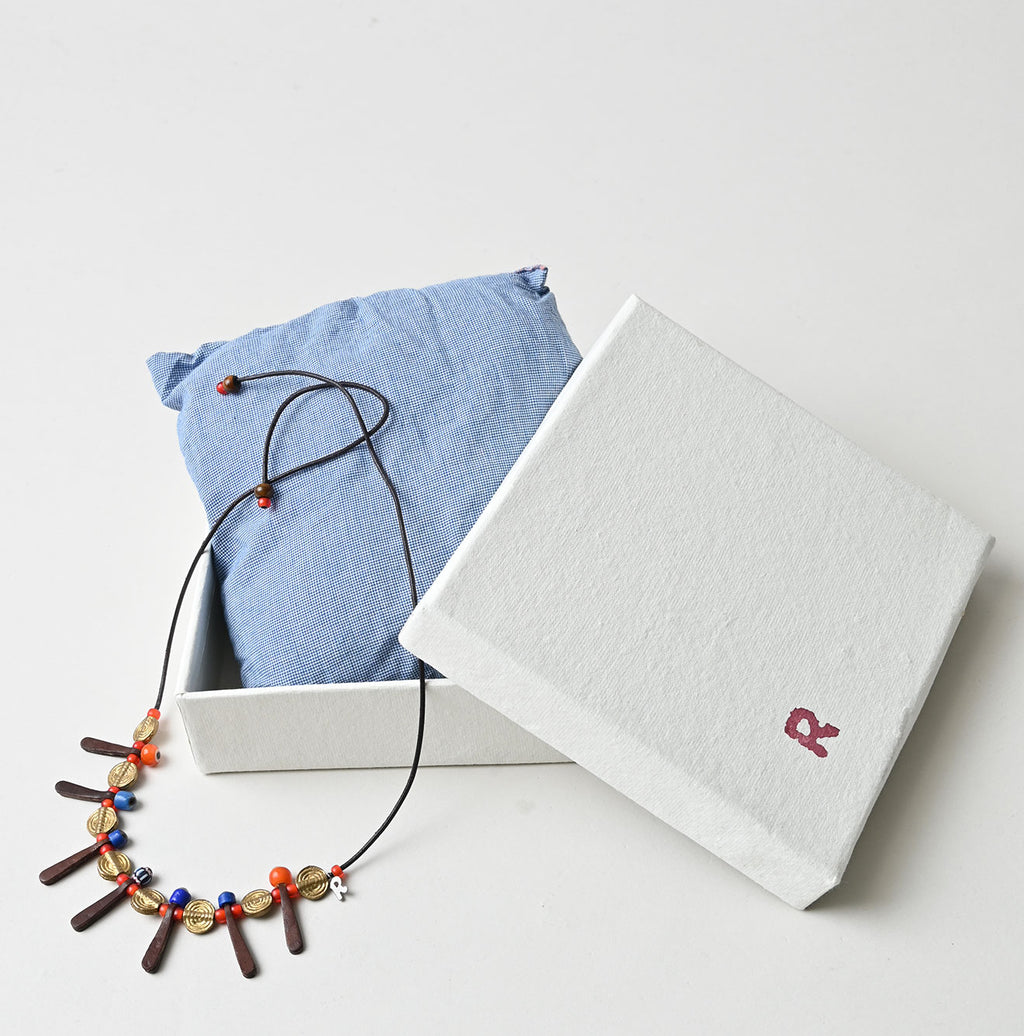 Glass Beads x Leather Choker with Box