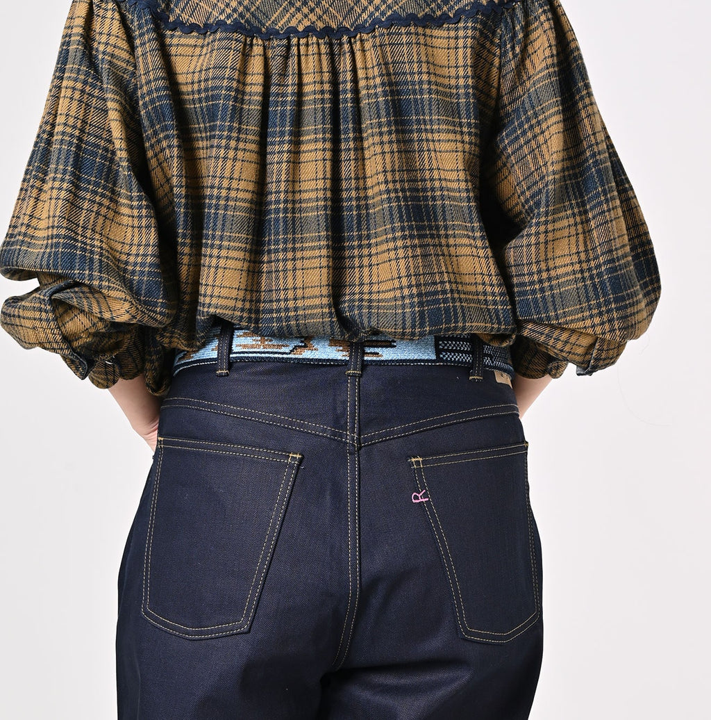 Indigo Native Knit Belt Female Model